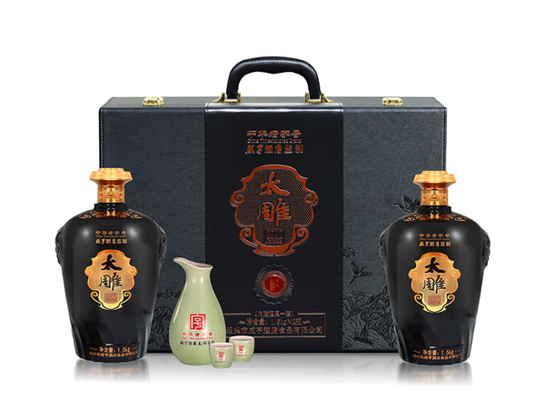南京咸亨酒店太雕黄酒回收太雕2007原酿礼盒1.5kg*2糯米酒半甜绍兴黄酒
